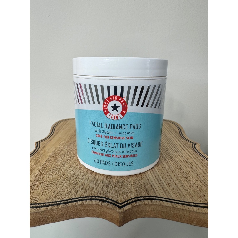 First Aid Beauty FAB Facial Radiance Pads 60ct Glycolic Lactic Acid Exfoliator